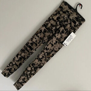 🆕🤎 Lululemon Wunder Train HR Tight 28” - Dispersed Light Raw Linen Multi